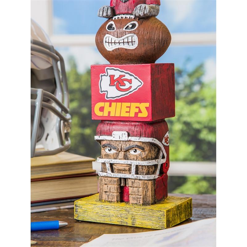 Patrick Mahomes II Funko POP! Kansas City Chiefs With Helmet on – MamySports