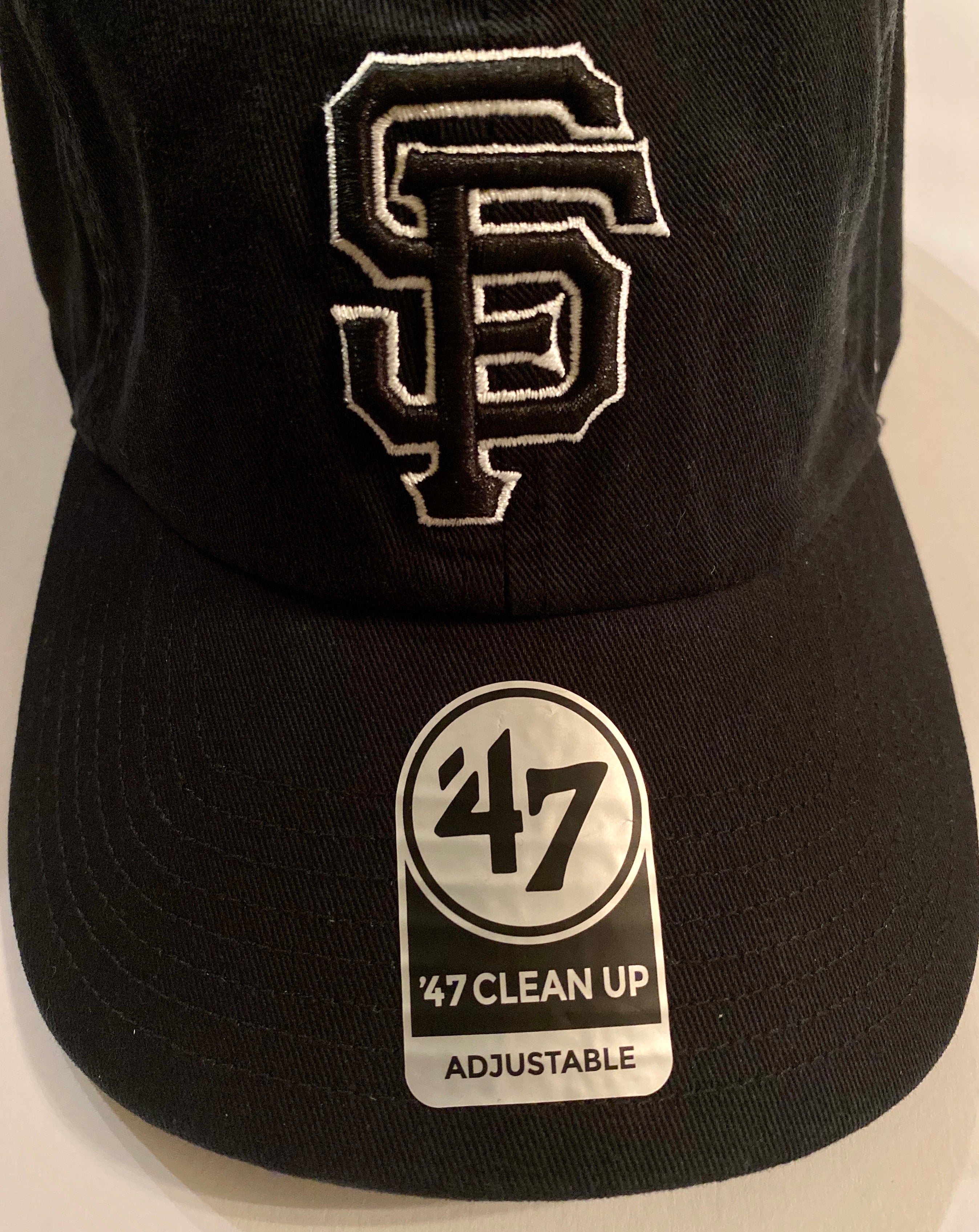 47 San Francisco Giants Black White Outline Clean Up Adjustable Hat, Adult  One Size Fits All